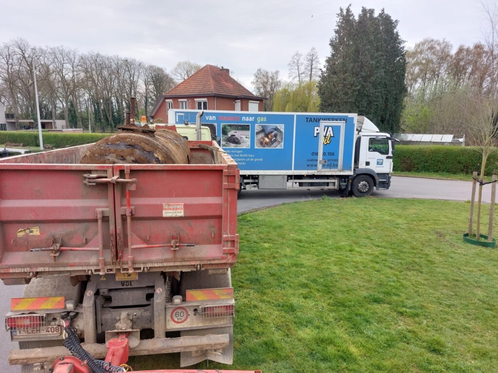 Ondergronds verwijderen 1 Ondergrondse tankverwijdering