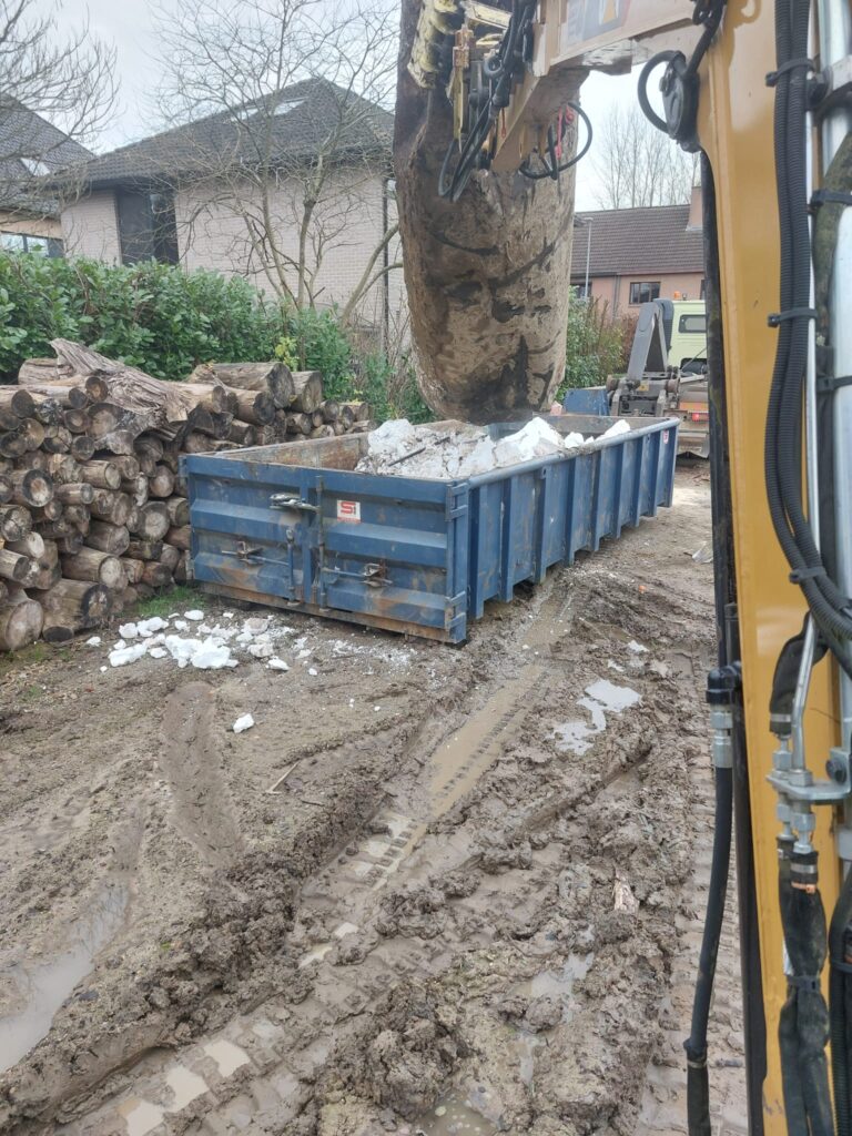 Reeds opgevulde tank 4 Opgevulde tank verwijderen