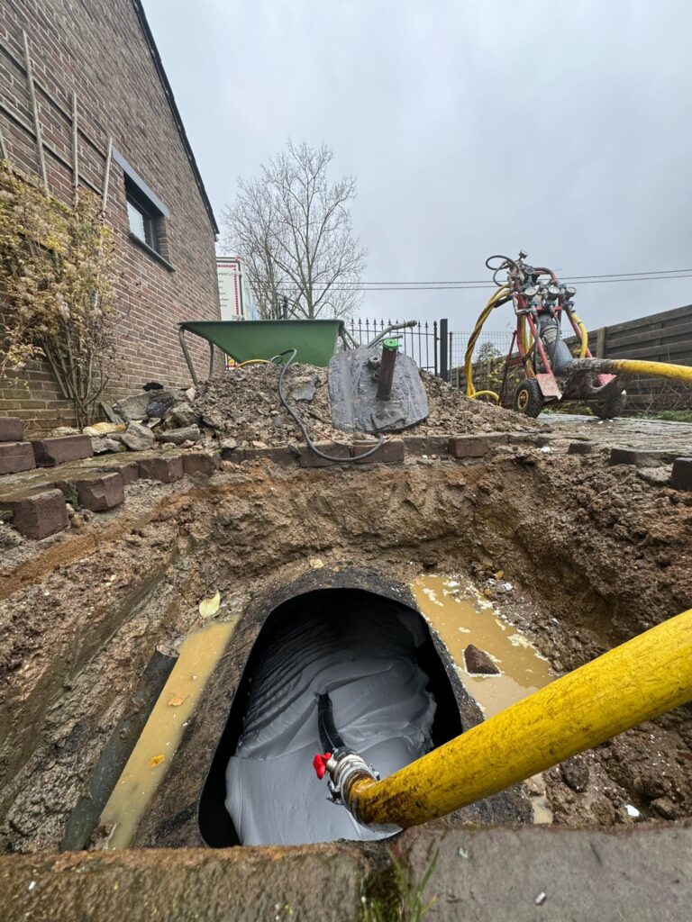 Tankopvulling met inert materiaal